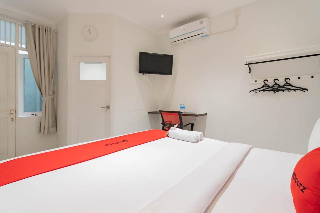 Reddoorz Plus @ Pakuan Residence Tajur Μπογκόρ Εξωτερικό φωτογραφία
